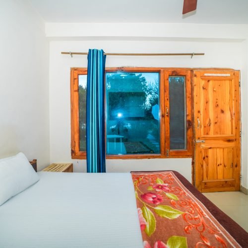 Compact Room at JMC Homestay, Seobagh Kullu